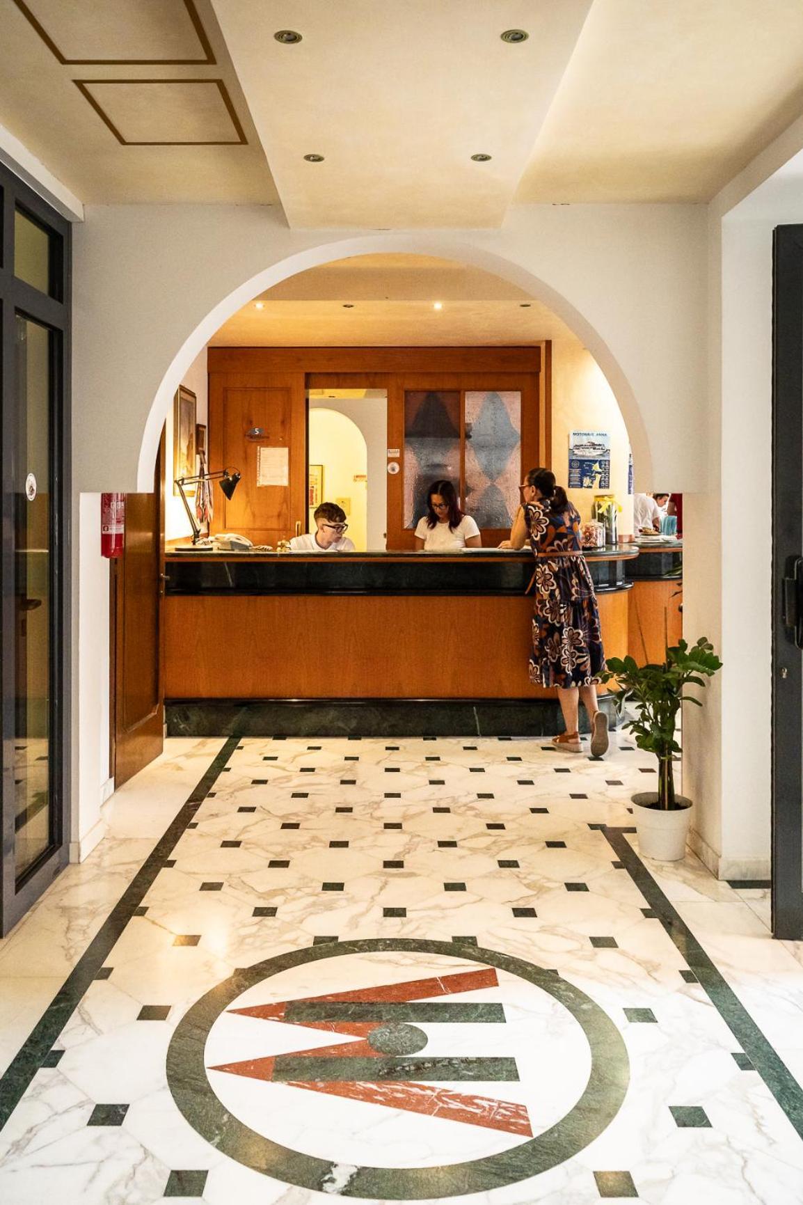 Easy Hotel Meryon Sottomarina Exteriér fotografie