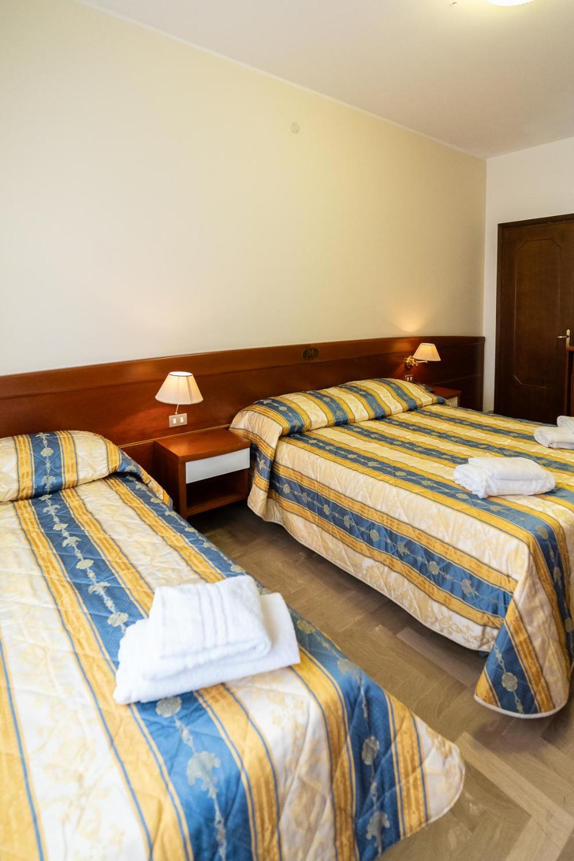 Easy Hotel Meryon Sottomarina Pokoj fotografie